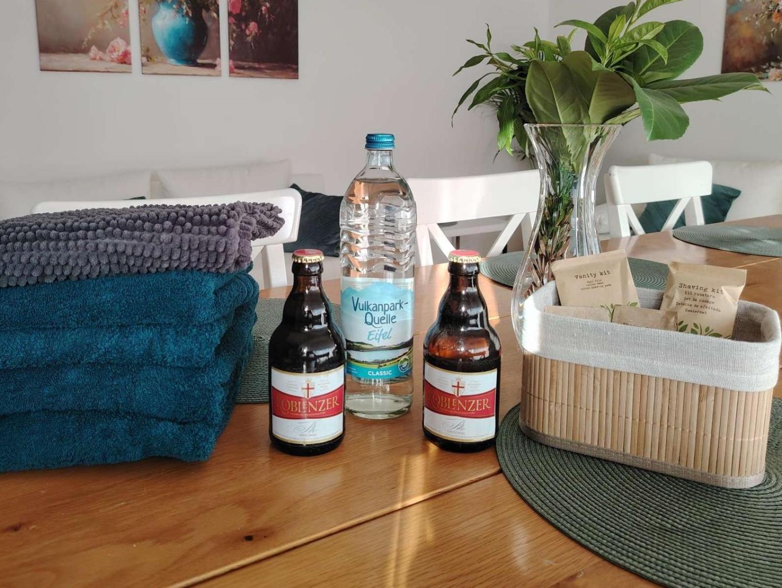Koblenzliebe Rhein Ferienwohnung 3-Zimmer Garten Parking Koblenz  Eksteriør bilde